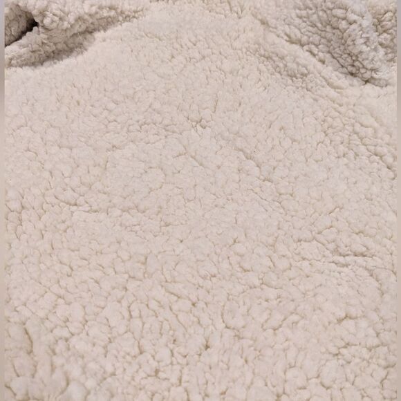 Balance Collection Sherpa‎ Pullover Sweatshirt Ivory/White Women's Small Fuzzy - Picture 9 of 9